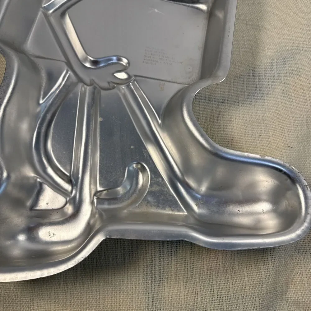 Vintage Pink Panther 1977 Wilton 502-4548 Aluminum Cake Pan Mold 16